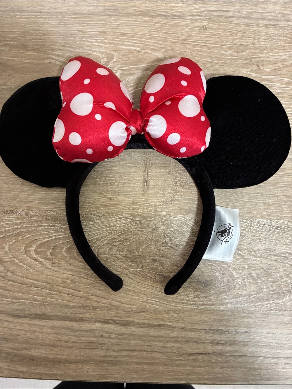 Disney Parks Minnie Mouse Ears Signature color Red and White Polka Dot Bow